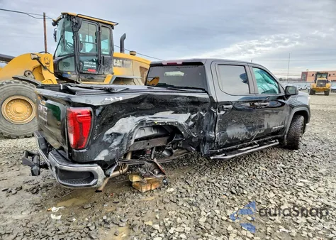 2021 GMC Sierra K1500 z USA, uszkodzony, nr VIN 3GTU9AEF6MG216673
